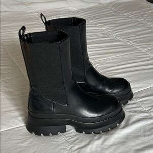 Zara Black Chelsea Boots